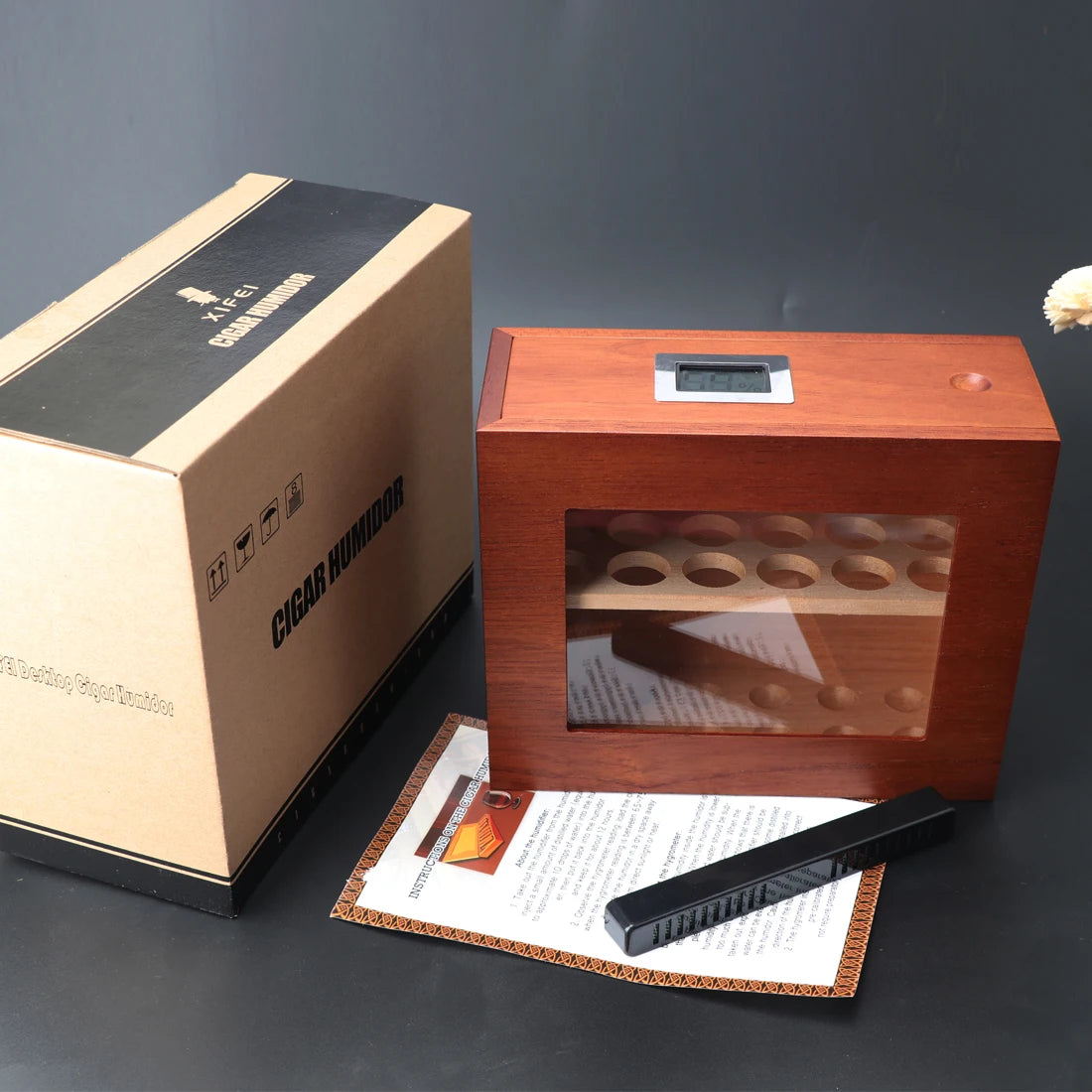 Cedar Wood Glass Window Humidor